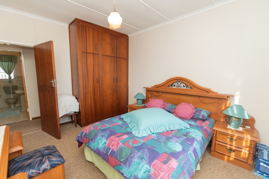 3 Bedroom Property for Sale in Strelitzia Park Eastern Cape